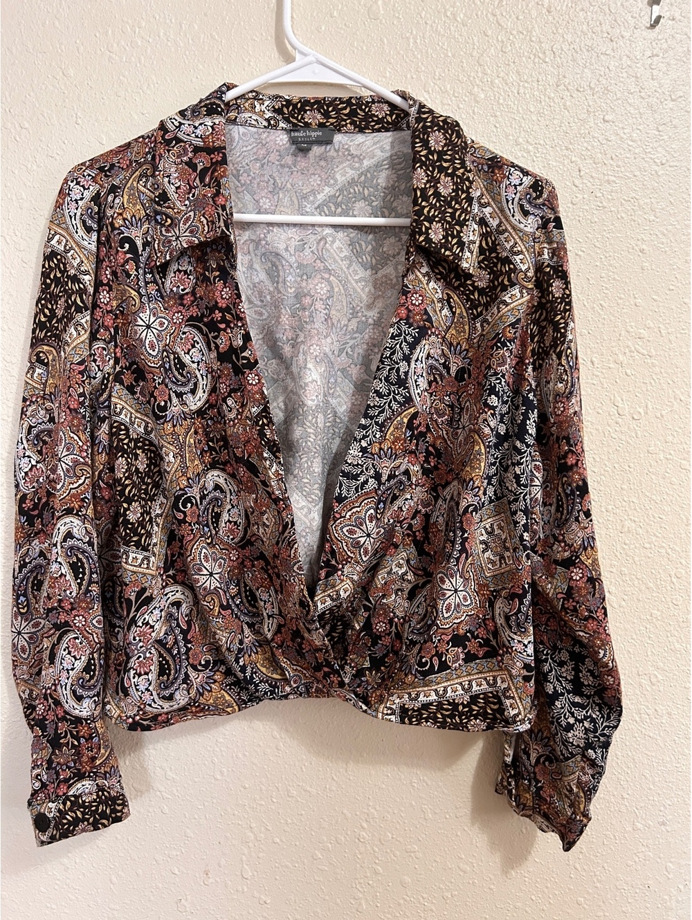 HauteHippie boho/vintage/aesthet look paisley cropped long sleeve blouse size M